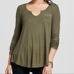 Good Vibes long sleeve shirt